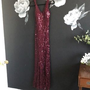 maxi sequence maroon dress FORMAL